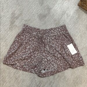 🏷 a new day shorts